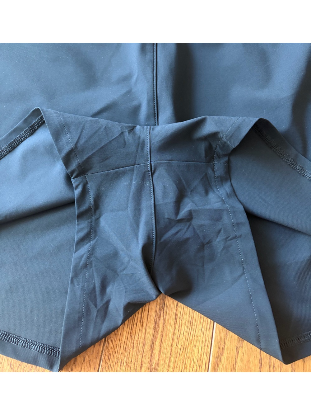 Vuori Miles Sport Skirt XL - Picture 15 of 15